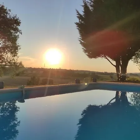 Character In Countryside, Swimming Pool * Lanta