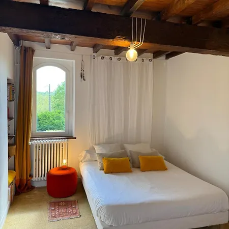 Character In Countryside, Swimming Pool فيلة Lanta