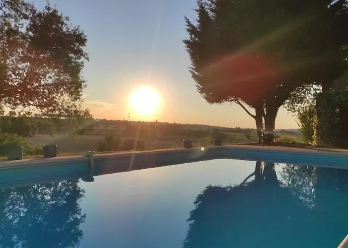 Character In Countryside, Swimming Pool * Lanta